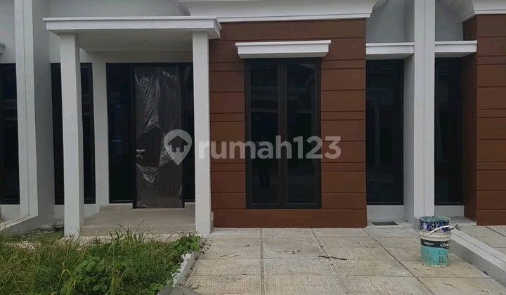 Dijual Rumah Baru Botanica , Bumi Serpong Damai