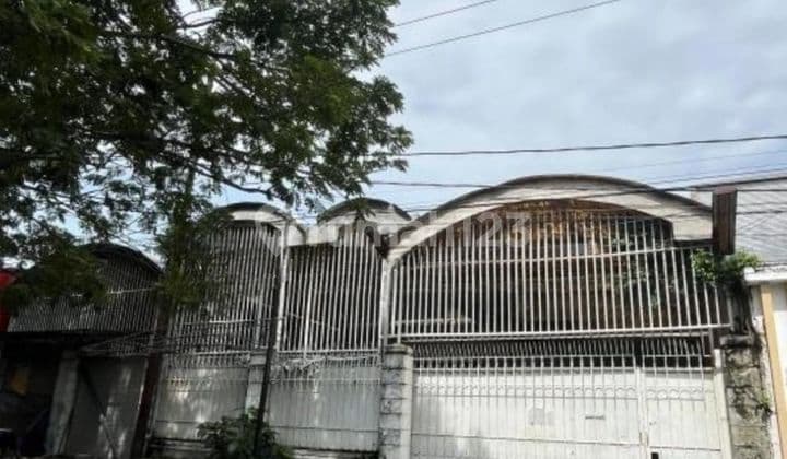 Rumah di Jln Nias Dekat Pusat Kota, Dekat Ngagel