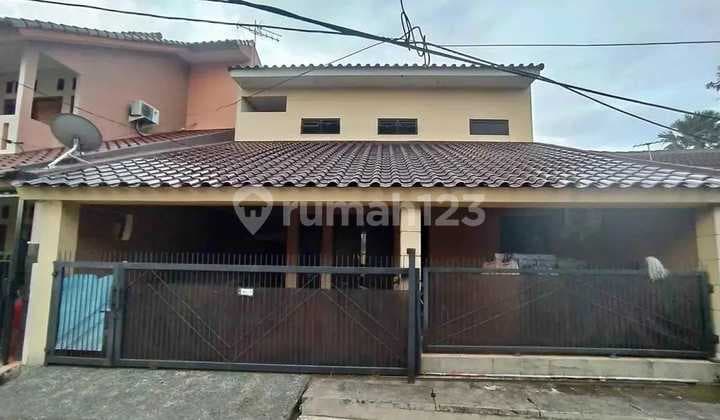 Rumah Bagus Di Perumahan Taman Pondok Cabe Pamulang Dekat Gerbang Tol Pamulang