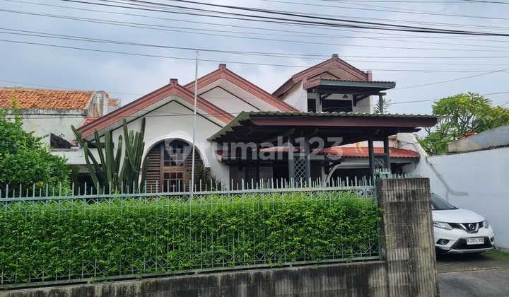 Rumah Bagus di Sukabumi Utara Kebon Jeruk Jakbar Dekat Tol Kebon Jeruk