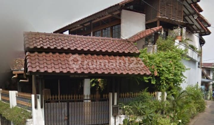 Rumah Hook di Blok S Kebayoran Baru Jaksel Dekat Senopati