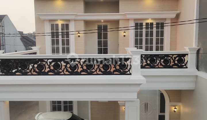 Rumah 2 Lantai Di Komplek Pancoran Mas Depok Dekat Stasiun Krl Depok