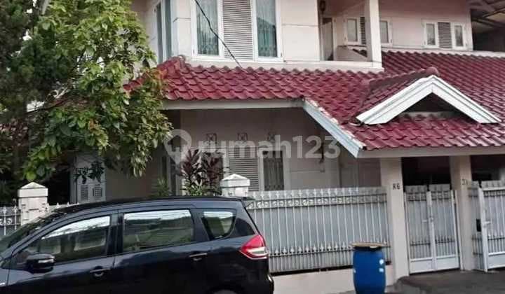 Rumah Hook 2 Lantai di Pondok Pinang Jaksel Dekat MRT Lebak Bulus