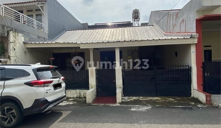 Jual Rumah Strategis Komplek Migas Srengseng Kembangan Jakbar