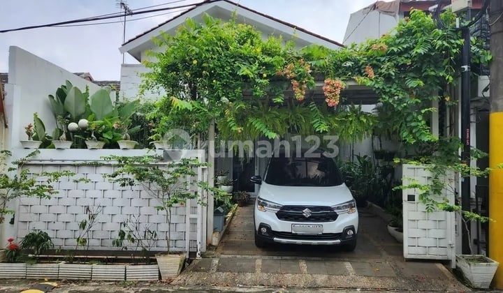 Jual Rumah Semi Furnished Perumahan Pondok Cabe Pamulang Tangsel