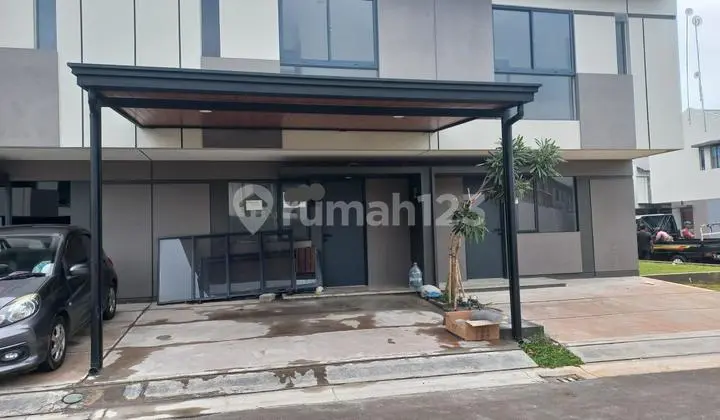 Disewakan Rumah Park Serpong - Cluster Xyz