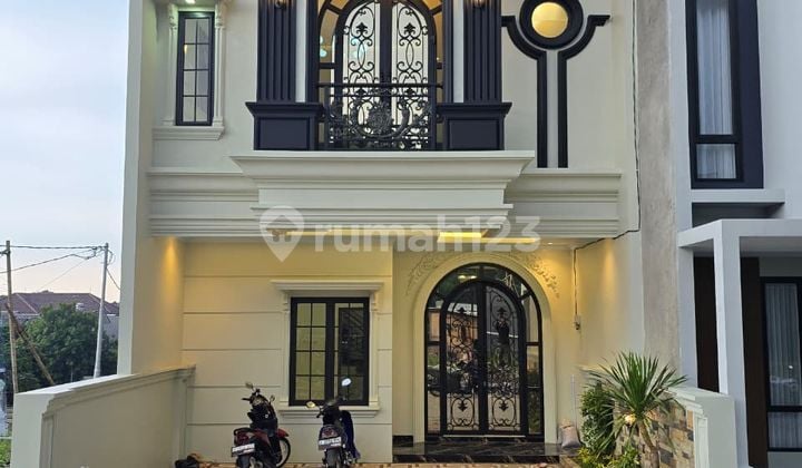 RUMAH DALAM CLUSTER MEWAH SIAP HUNI JAKSEL