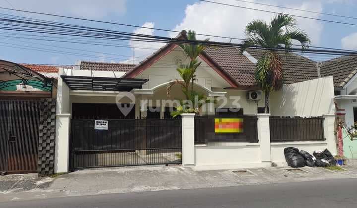 Rumah Tinggal 1 Lantai Lokasi Strategis di Jalan Damai, Sariharjo, Ngaglik, Sleman