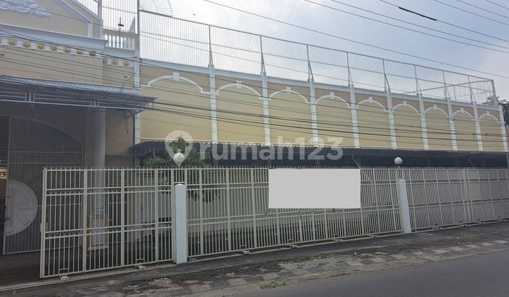 Ruang Usaha & Rumah 2 Lantai Lokasi Strategis di Jalan Sultan Agung Magelang Selatan