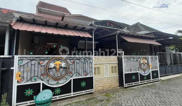 Disewakan Rumah 2 Lantai Lokasi Strategis di Daerah Jambon - Kricak Tegalrejo Yogyakarta