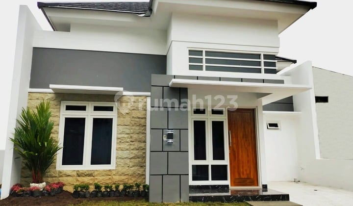 Hunian minimalis modern, akses mudah di Temanggung