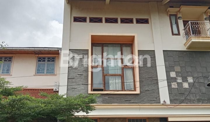 JUAL RUMAH MEWAH ELEGAN DAN ASRi DI IMAM BONJOL BANDAR LAMPUNG