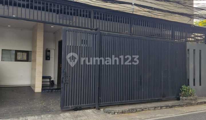 Disewakan Rumah Di Jalan Bangka Jakarta Selatan