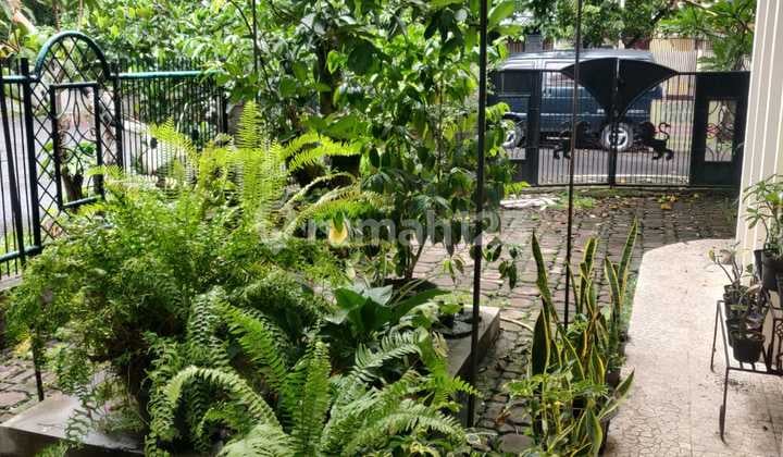 Rumah Besar Siap Huni di Arcamanik Bandung