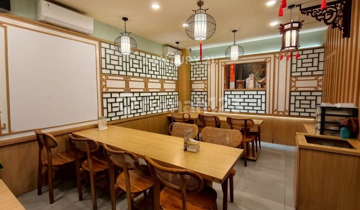 Kios Food Plaza Pik 2 Lantai Lokasi Ramai Cocok Usaha Kuliner