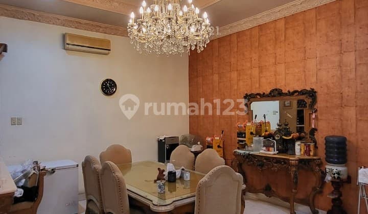 JUAL CEPAT RUMAH KOMPLEK WALET Pantai Indah Kapuk 1 Jakarta Utara