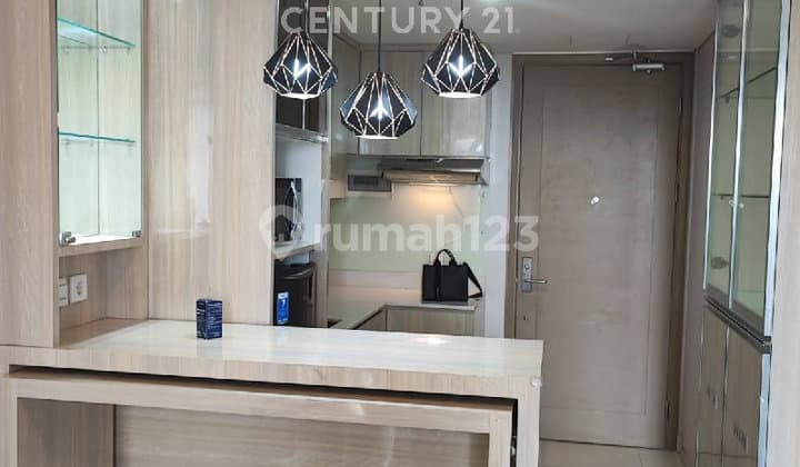 Apartemen Gold Coast Pik 2 BR Furnished Tower Honolulu Bagus