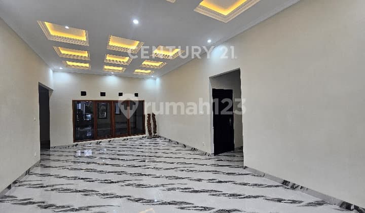 New Pejaten Hoek House, Ready to Occupy Quiet Area