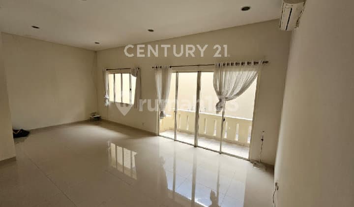 Rumah 2 Lantai Crown Golf 8x24 Semifurnished