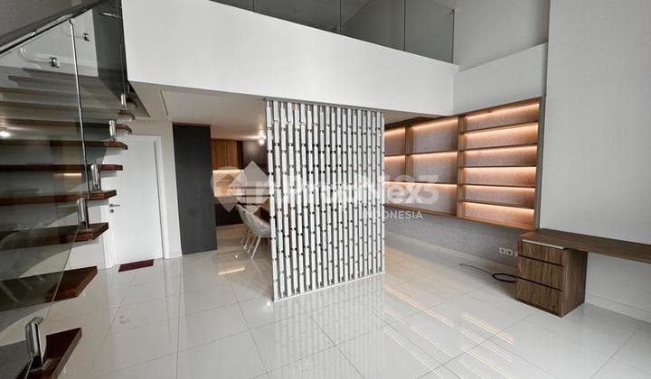 DIJUAL APARTEMEN SKYLOFT CIPUTRA WORLD SURABAYA SEMI FURNISH ISTIMEWA