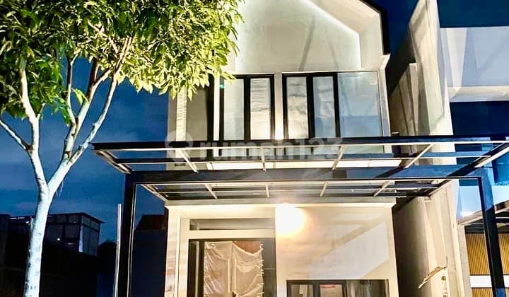 DIJUAL RUMAH CRYSTAL GOLF CITRALAND 3 LANTAI BARU GRESS DEKAT GWALK
