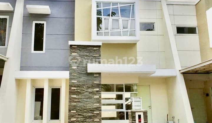 DIJUAL RUMAH LA DIVA GREEN HILL MENGANTI SURABAYA GRESIK