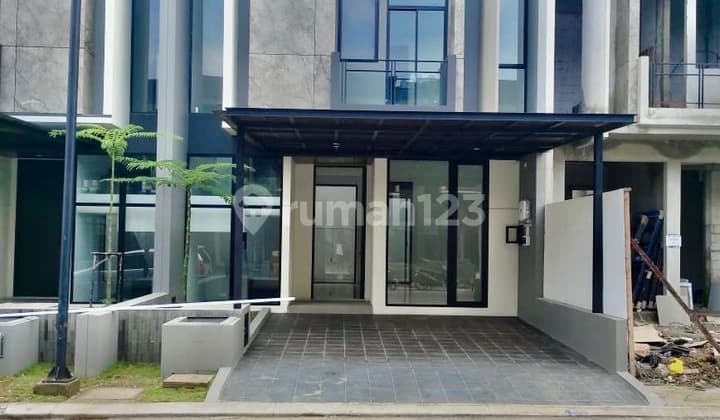 DIJUAL RUMAH DISTRICT 9 BARU GRESS CITRALAND UTAMA 3KT