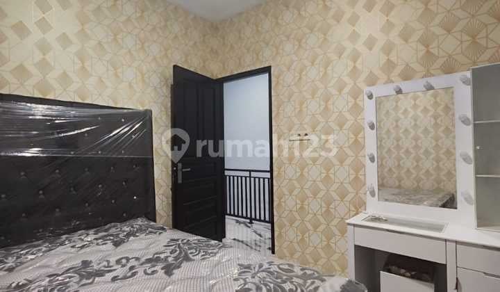 Rumah Mewah Eropa Classic di Tapos Depok