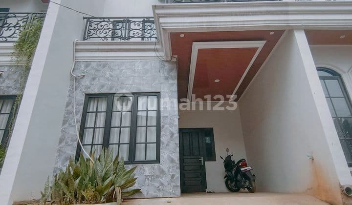 Rumah Mewah Murah Dekat Jalan Alternatif Cibubur