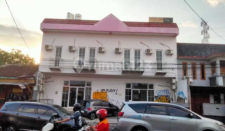 Semi-Furnished Shop House in a Strategic Location on Monjali Street, Mlati, Sleman