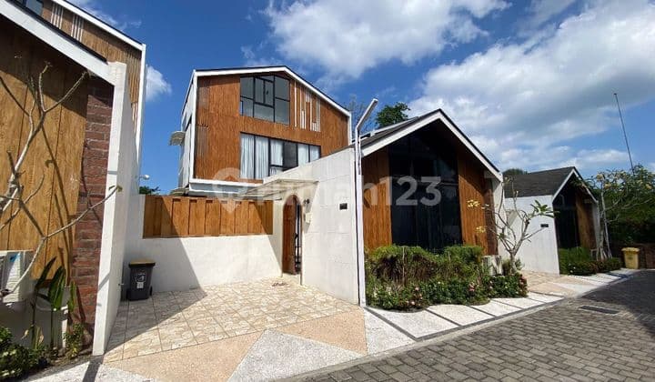 For Sale Or Rent Luxury Villa Walking Distance Nuanu Beach