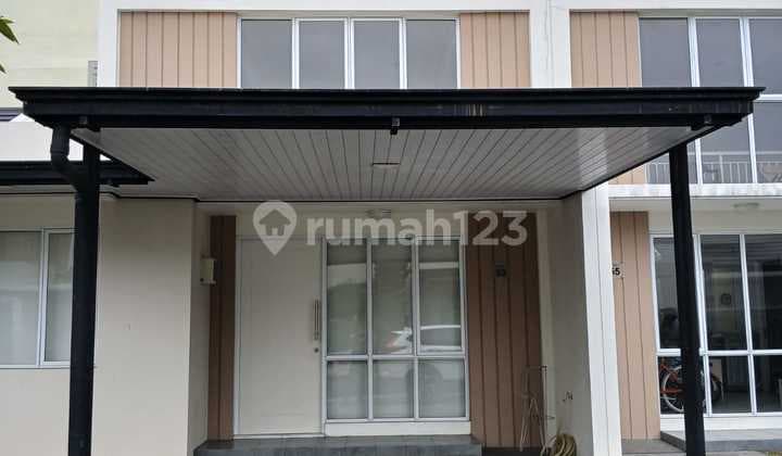Dijual Rumah Dekat Tol di Paramount Petals