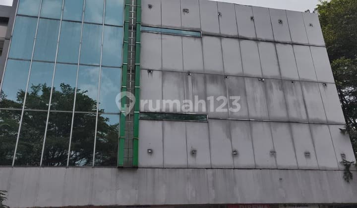Disewakan Ruko Gandeng Siap Pakai di Town Center Alam Sutera