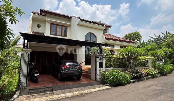 Rumah Hook Siap Huni di Veteran Jakarta Selatan