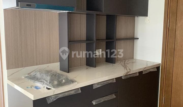 Sewa Apartemen Yukata Alam Sutra90 M2