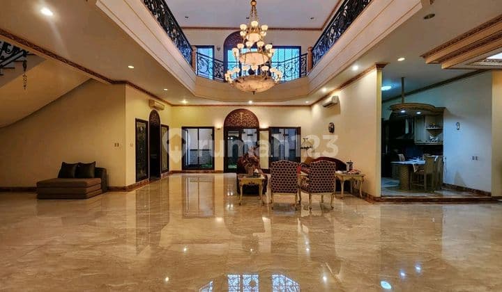 Rumah Mewah SHM Lokasi Strategis di Sunter Jakarta Utara