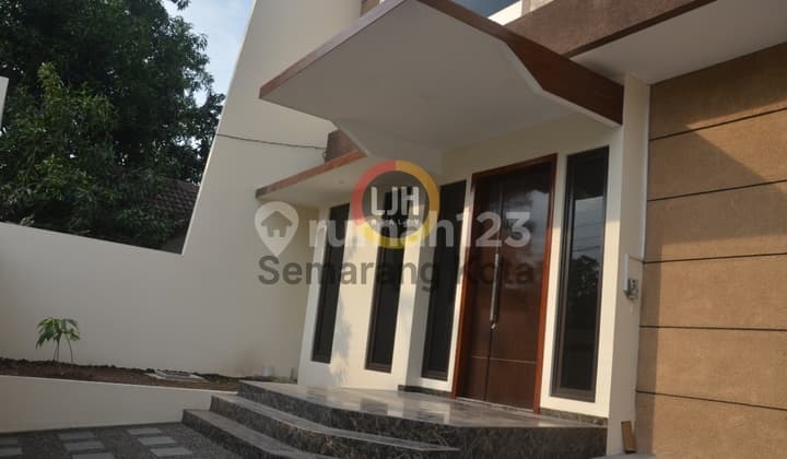 Rumah Siap Huni Di Puri Anjasmoro
