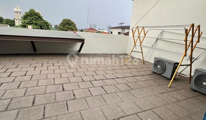 Ruko, 2 Lantai, SHM, di Kemang,