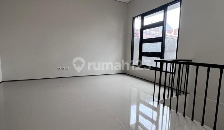 Dijual Rumah Minimalis 2 Lantai Di Sektor 5 Bintaro