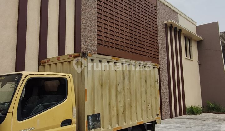 Jual Cepat Gedung Komersial Strategis Bebas Banjir Gudang Siap Pakai Akses Container di Joglo Jakarta Barat