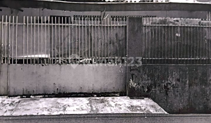 Hot Deals: Rumah Strategis Bebas Banjir Dibawah NJOP Siap Renovasi Buat Hunian, Kos-Kosan, Tempat Usaha di Petojo, Cideng, Roxy Jakarta Pusat