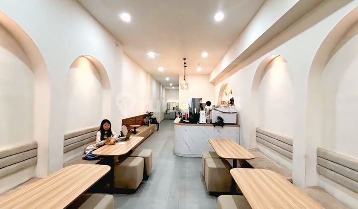 Ruko Bagus 3,5 Lantai Ex Coffee Shop Lokasi Strategis Bebas Banjir Pinggir Jalan Ramai Di Kemanggisan Jakarta Barat