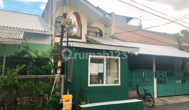 Rumah Gandeng 2 Kavling Strategis Pinggir Jalan Hidup Di Jelambar Jakarta Barat