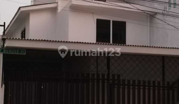 Rumah Cantik & Rapih Dibawah NJOP Siap Huni 2,5 Lantai Bagus Pasca Renovasi Total Seperti Rumah Baru, Strategis Row 2 Jalur, Pasar Baru, Jakarta Pusat