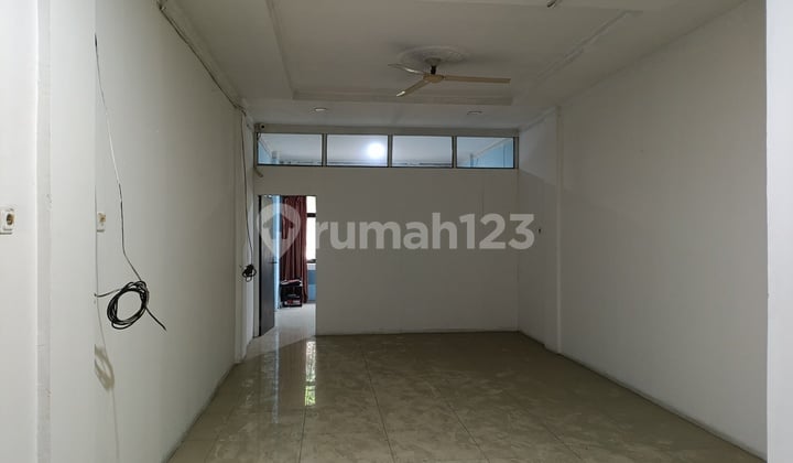 Hot Deals Ruko 3,5 Lantai Area Kuliner Zona Komersial Sangat Strategis Pinggir Jalan Raya Area Kuliner & Komersial Di Tanjung Duren Jakarta Barat