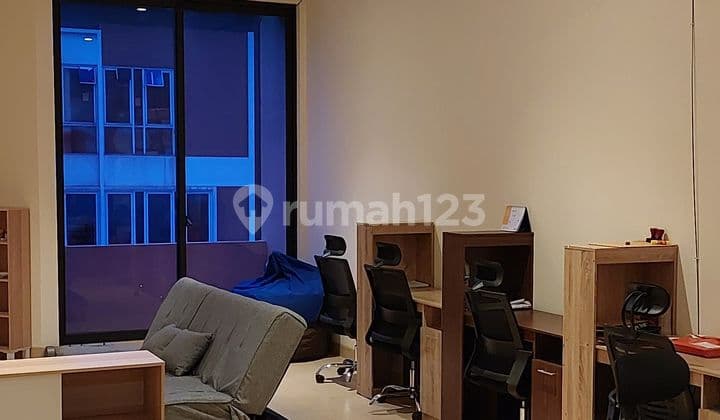 Ruko Premium Mewah Desain Modern Bergengsi Lingkungan Strategis, Nyaman, Exclusive & Berkelas Cocok Untuk Kantor Ataupun Investasi Menarik Di Tanjung Duren Jakarta Barat
