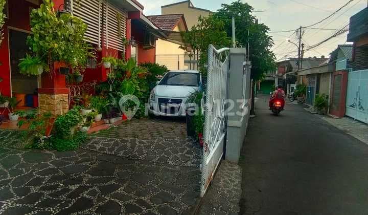 Rumah Strategis Di Kebagusan Pasar Minggu