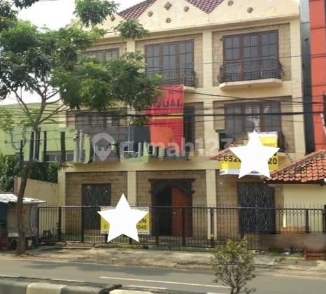 Ruko 3 Lantai Strategis di Jalan Ciputat Raya