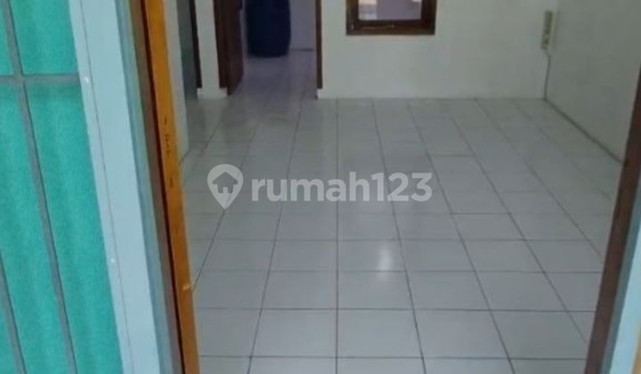 Rumah Minimalis Komplek Adipura