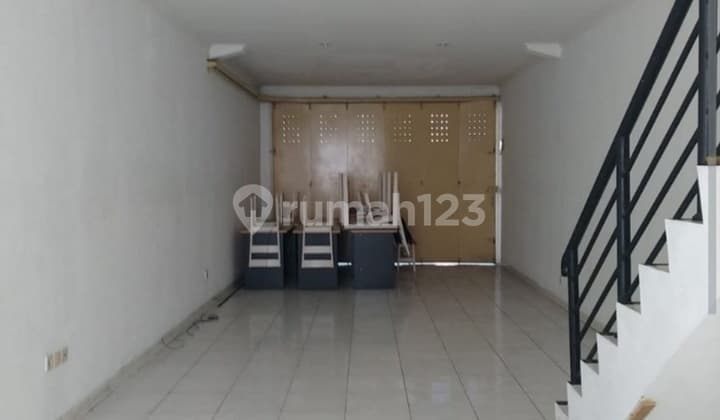 Ruko 3 Lantai Di Telaga Bodas